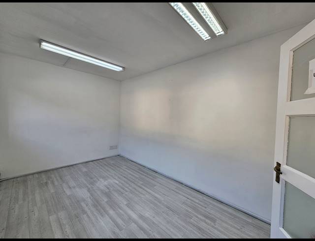 518M² WAREHOUSE TO LET IN LINBRO PARK